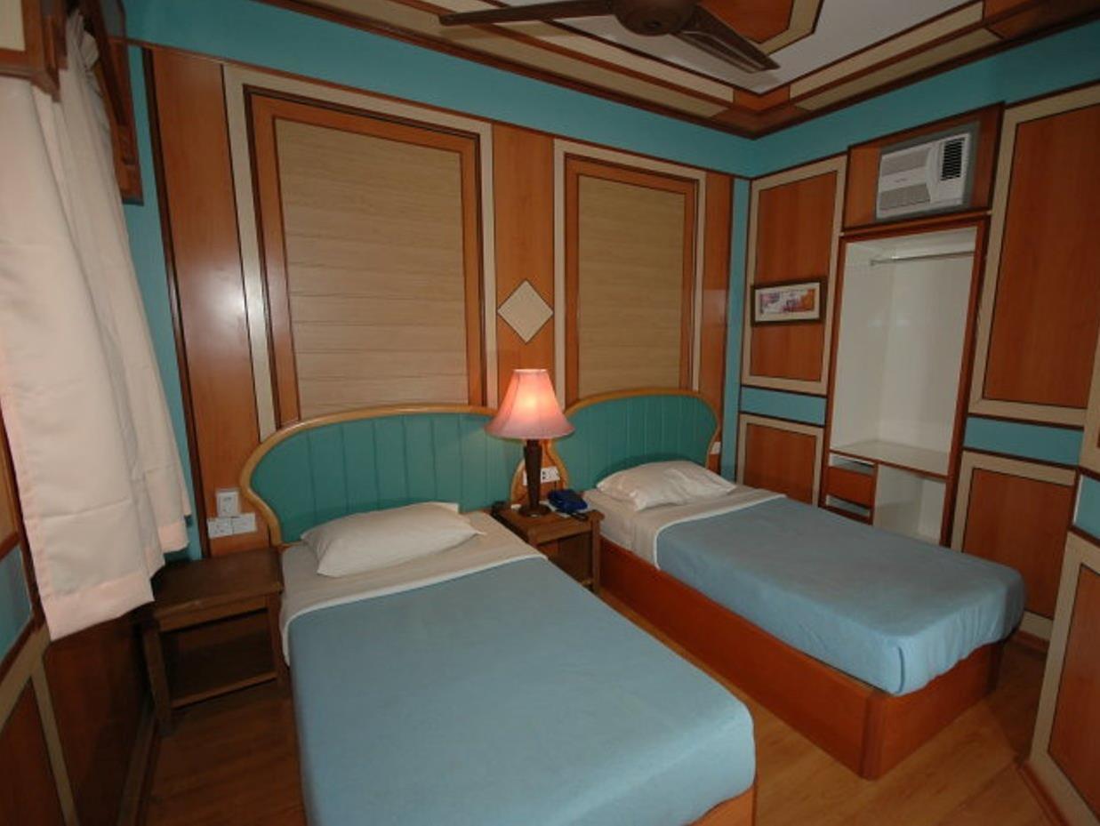 Shari La Island Resort Kampong Pasir Hantu Eksteriør billede